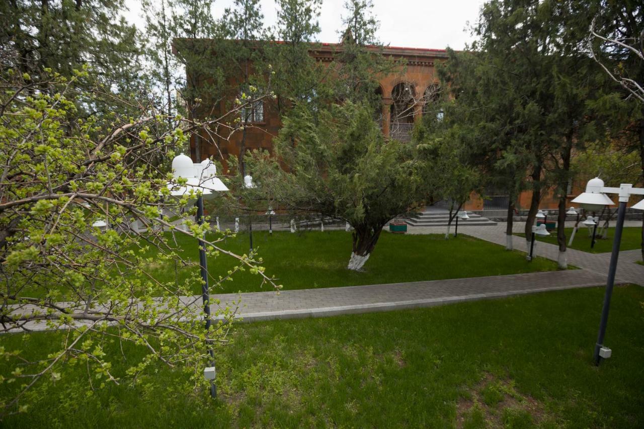 Annabella Boutique Hotel Jereván Kültér fotó